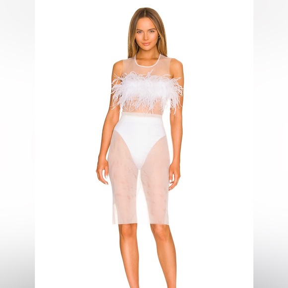 The Bar Marcel Top in White - Picture 2 of 8